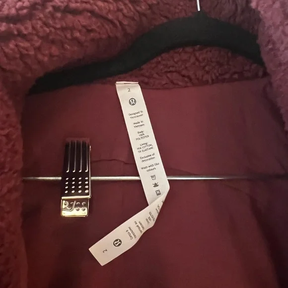 Lululemon Clinchable Fleece Zip Up - Picture 4 of 6